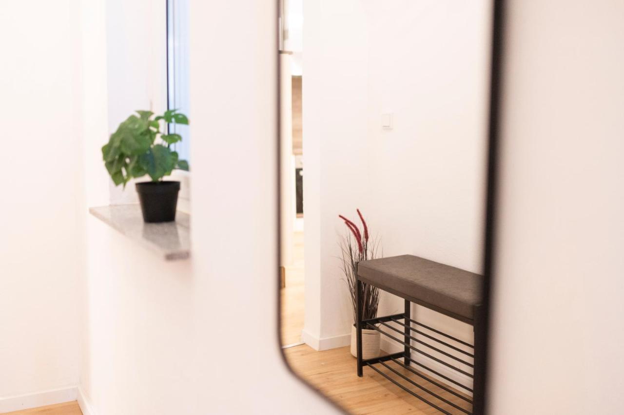 Peter Apartments - Premium Wohnung I 95Qm I 3 Schlafzimmer I Grosses Bad I Kueche I Wohnzimmer I Tv Fulda Exterior photo